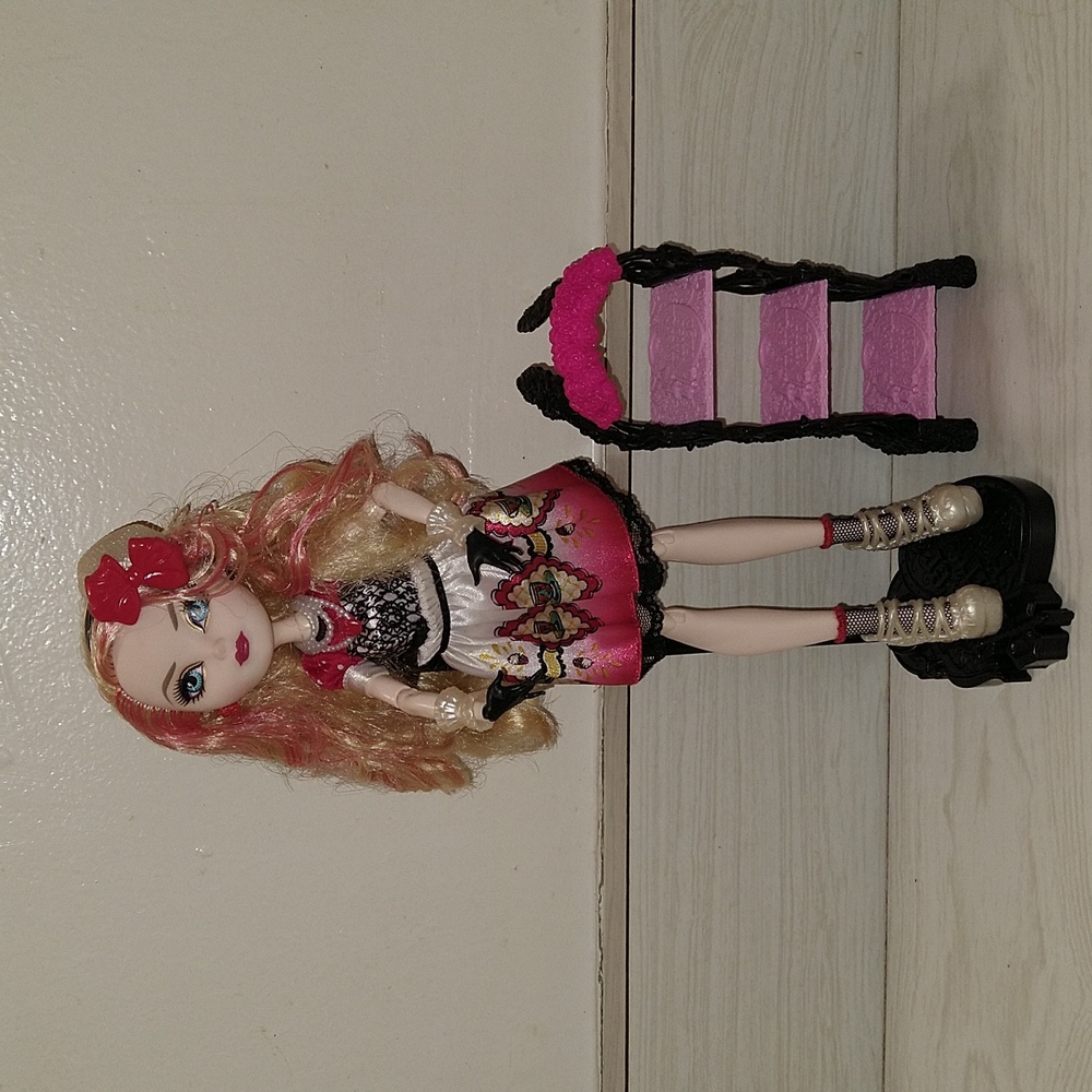 Monster High Ever After High Apple White Hat Tastic Party Mattel Doll